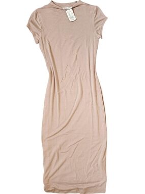 a'gaci Mocha Short Sleeve Midi Dress